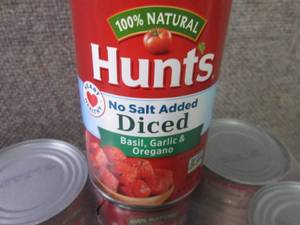 lot 85 image: 12- 14.5 oz Hunts No Salt Added Ba...