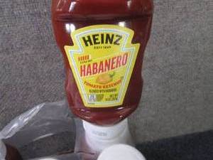 lot 124 image: 6- 14 oz Heinz Habanero Tomato Ketc...