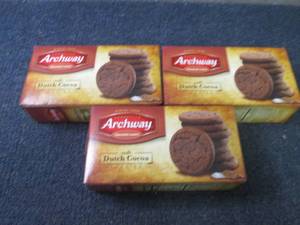lot 166 image: 3- 8.75 oz Archway Soft Dutch Cocoa...