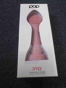 lot 206 image: Pop Sonic Spade Cleansing & Exfolia...