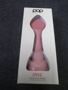 lot 214 image: Pop Sonic Spade Cleansing & Exfolia...