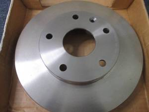 lot 381 image: Carquest Wearever Disc Brake Rotor ...