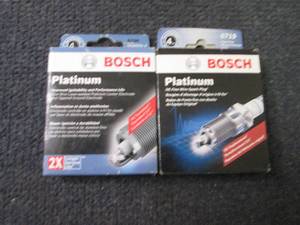 lot 386 image: 2 -4pk Bosch Platinum Spark Plugs...