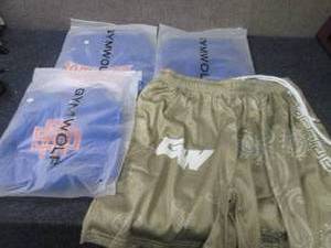 lot 469 image: 4 pair Large Gym Wolf Mens Athletic...