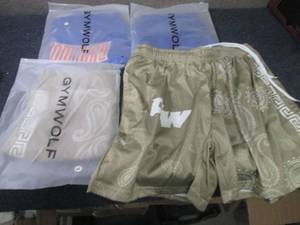lot 470 image: 4 pair Large Gym Wolf Mens Athletic...