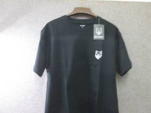 lot 491 image: 4 Mens Gym Wolf Black Tshirts...