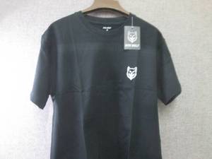 lot 494 image: 4 Mens Gym Wolf Black Tshirts...
