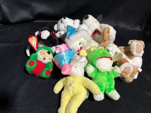 lot 4 image: Group of 10 Plush Stuffed Animals - Variety of Colors and Designs