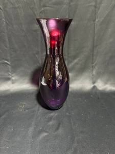 lot 39 image: Purple Glass Vase with Red Decorative Ball