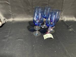 lot 56 image: Set of 5 Blue Wine Glasses - Elegant Design