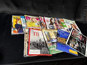 lot 102 image: Assortment of 12 Magazines - Various Topics and Themes