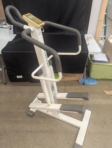 lot 202 image: Tunturi C425i Programmable Electronic Stepper - Fitness Equipment
