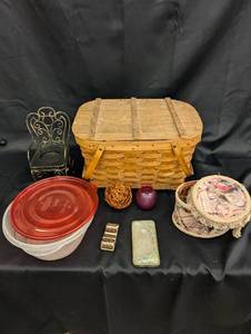 lot 224 image: Assortment of Vintage Decorative Items including Woven Basket, Glass Vase, and More