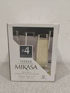 NEW MIKASA PARKER STEMLESS FLUTE GLASSES SET OF 4