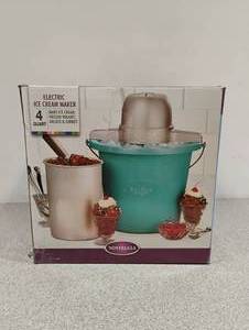 NEW NOSTALGIA ELECTRIC ICE CREAM MAKER
