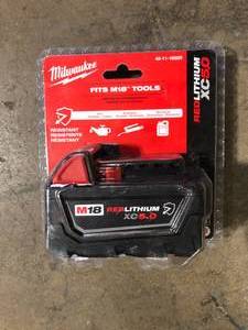 Milwaukee M18 18-Volt 5.0 Ah Lithium-Ion XC Extended Capacity Resistant Battery Pack Customer Returns See Pictures