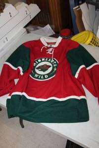 lot 556 image: Koho Size Adult Large Minnesota Wild logo Official Licensed Hockey Jersey