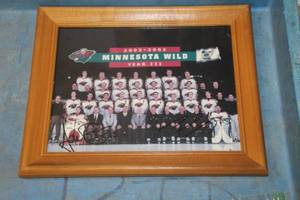 lot 565 image: 2002-2003 Minnesota Wild Year III Hockey Team Photo, Framed