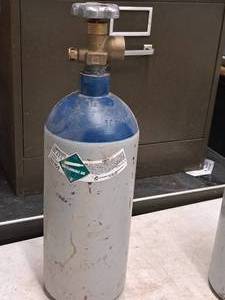 lot 605 image: Compressed Gas N.O.S. Tank