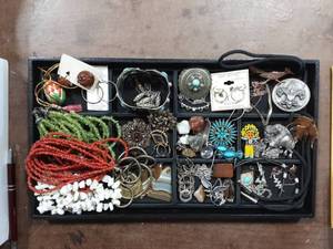 Lot Of Southwest Jewelry, Polished Rocks & Beads
