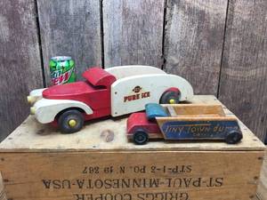 lot 113 image: 2 WWII Era Wooden Toys Buddy L - Cass