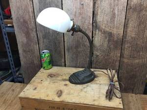 lot 117 image: 1940s Nuevo Desk Lamp - Milkglass Shade - Works