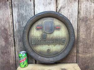 lot 123 image: Vintage Bit Burger Pils Barrel End Beer Advertiser