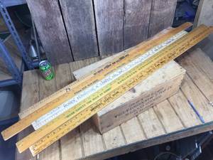 lot 140 image: Vintage Advertiser Yardsticks - Polaris - Chevy