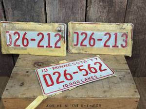 lot 161 image: 2 Pair Red NOS 1977 MN License Plates - Plus 1