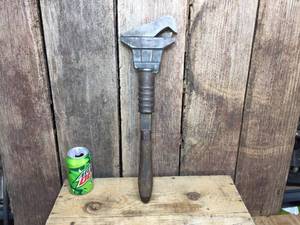 lot 185 image: Antique Bemis & Call NPR - Northern Pacific Railroad Wrench