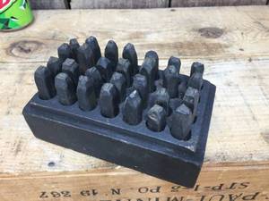 lot 190 image: Vintage Punch Set