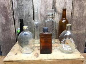 lot 223 image: Old Bottles