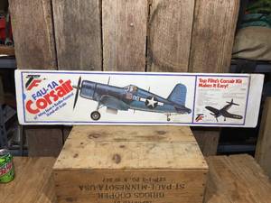 lot 251 image: Vintage Topflight RC Model Paper Inserts On-Boards