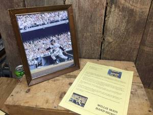 lot 259 image: Willie Mays Hand Signed Picture with DAO