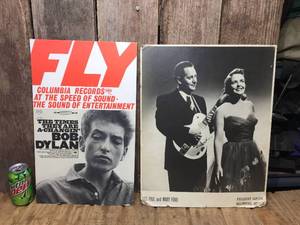 lot 262 image: Vintage Bob Dylan - Les PaulMary Ford Record Label Advertisers