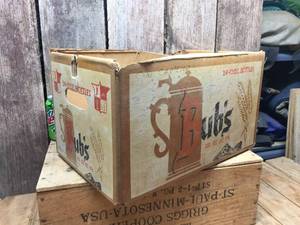 lot 273 image: Vintage Bubs Beer Cardboard Crate