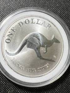 1 TROY OZ .999 FINE SILVER 1993 AUSTRALIAN KANGAROO ROUND IN AIRTITE
