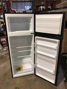 Vissani 7.1 cu. ft. Top Freezer Refrigerator in Stainless Steel Look Damaged Customer Returns See Pictures