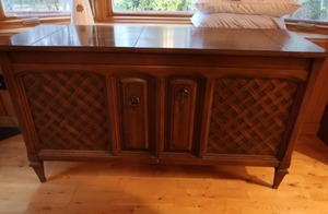 RETRO FLOOR STEREO