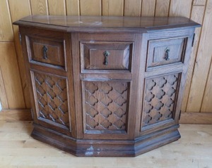 VINTAGE ENTRY WAY CABINET