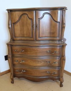 LARGE SOLID WOOD DRESSER