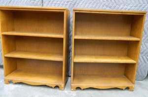 2 SOLID WOOD BOOKSHELVES