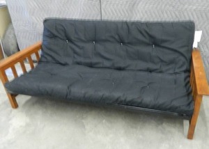 FUTON