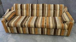 VINTAGE COUCH WITH HIDEAWAY BED