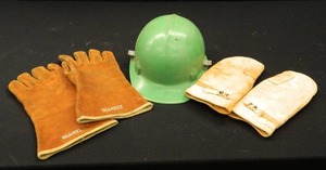HARD HAT LOT