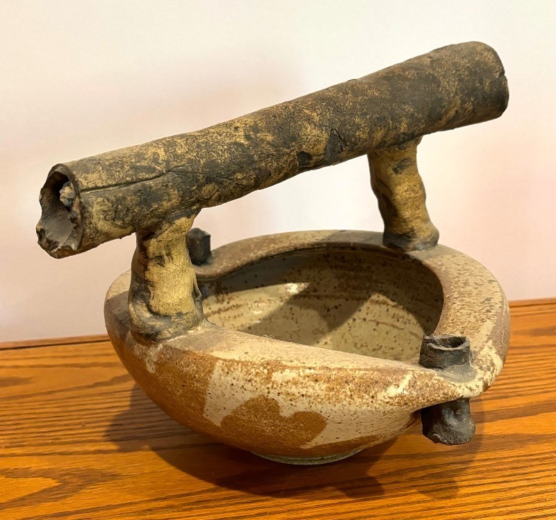 lot 143 image: Unique Pottery Bowl