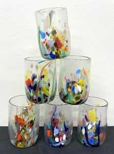 lot 27 image: Set of Six Artisan Art Glass Tumblers by Peter Zelle