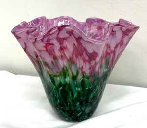 lot 74 image: Artisan Crafted Ruffled Art Glass Vase