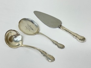 lot 87 image: Vintage Sterling Silver Towle French Provincial Tomato Server, Ladle and Pastry Server