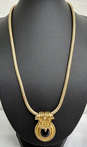 lot 151 image: Garnet Surrounded by 22k Gold - Vermeil Rajasthani Necklace
